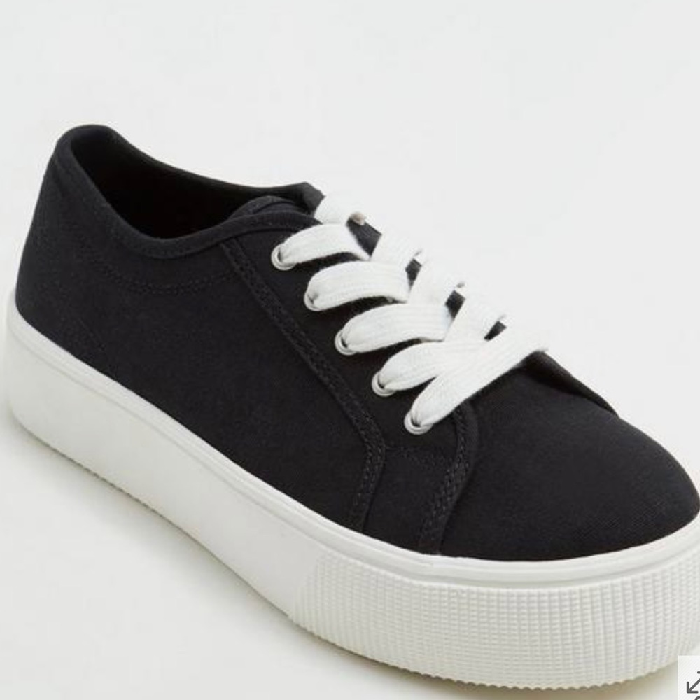 Torrid Black Canvas Platform Sneakers
